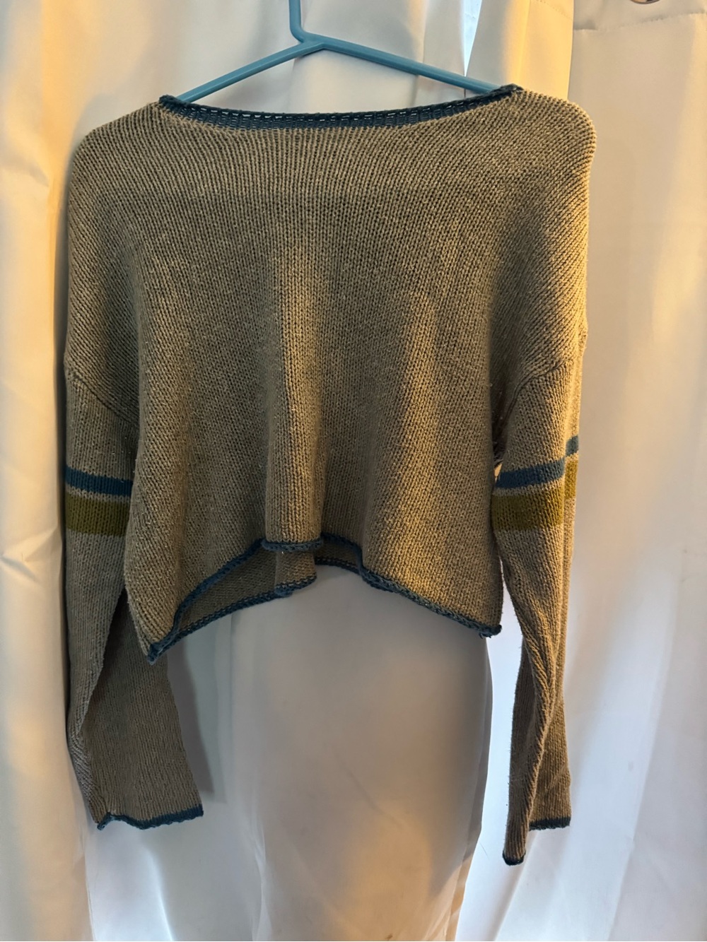 Cropped Crewneck Women’s Sweater in Grey with Blue Trim